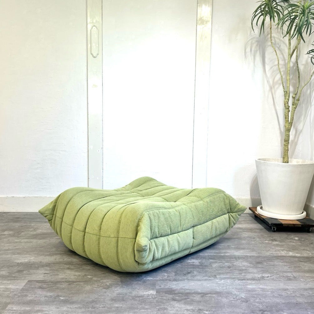 リーン・ロゼ / ligne roset トーゴ パフ オットマン グリーン 中古 床座
