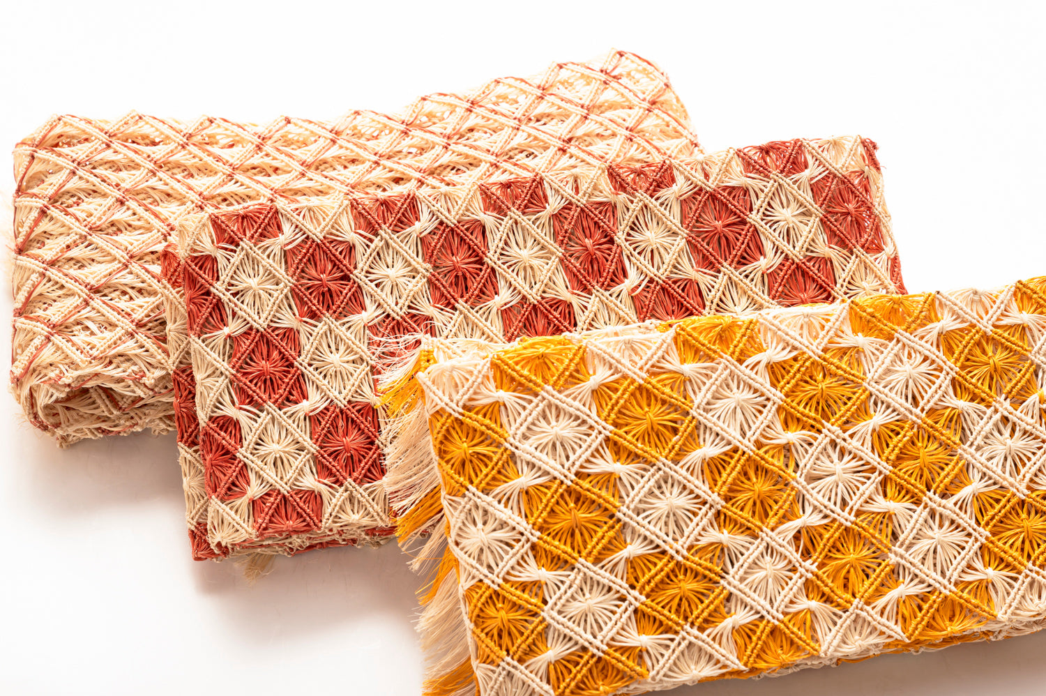 誉田屋源兵衛謹製 芭蕉通風段文 市松柄、菱つなぎ 半巾帯 – 和工房あき