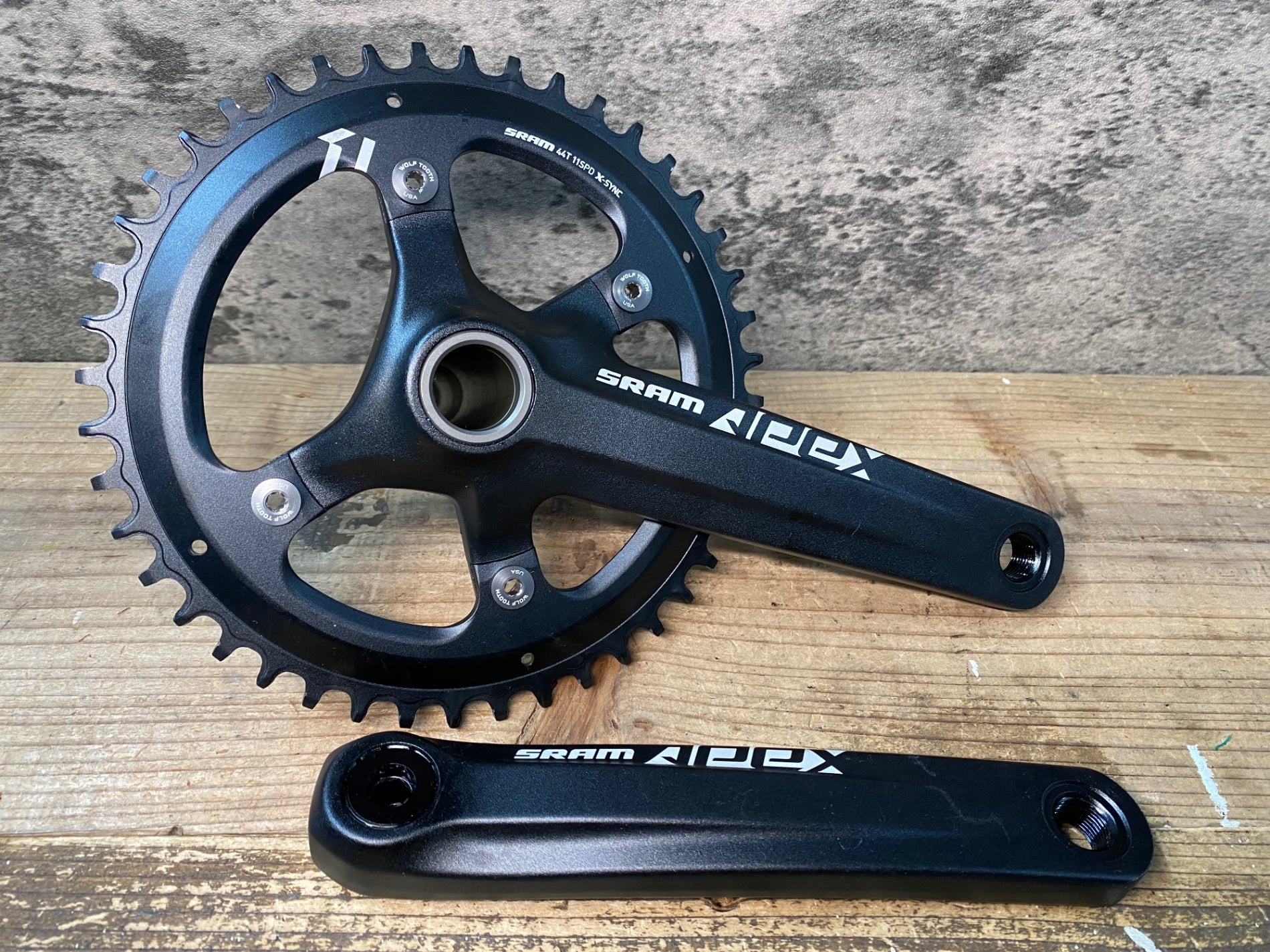 IX900 スラム SRAM APEX1 シングル クランクセット ナローワイド GXP