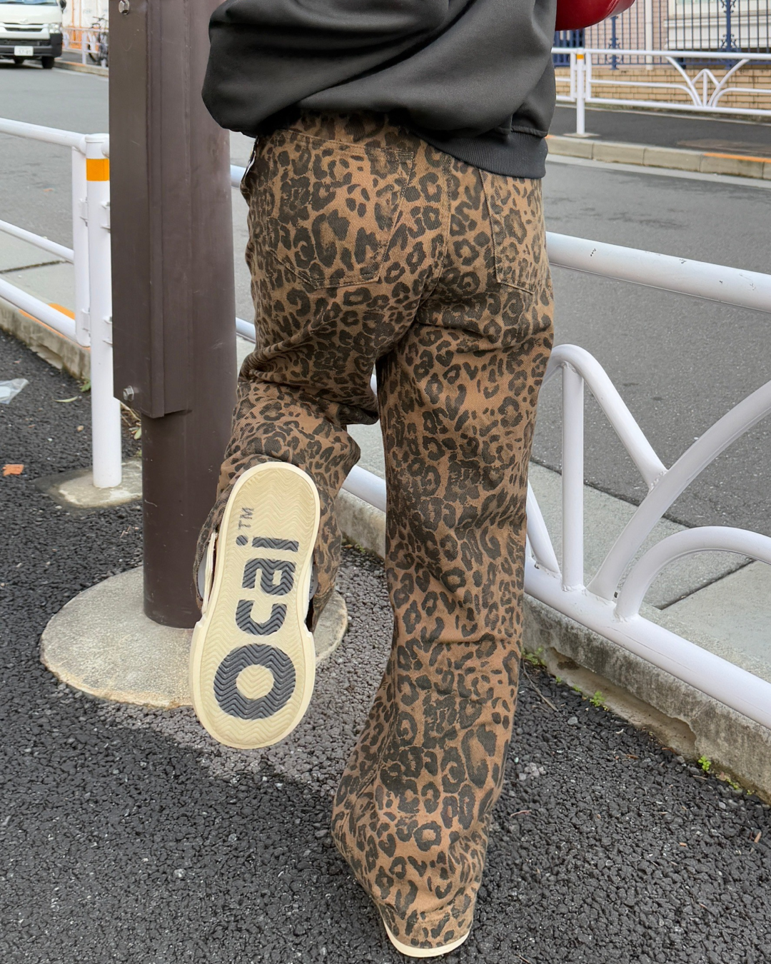 レオパードデニムパンツ HZ0030 – YOLO（ヨロ）｜ファッション通販