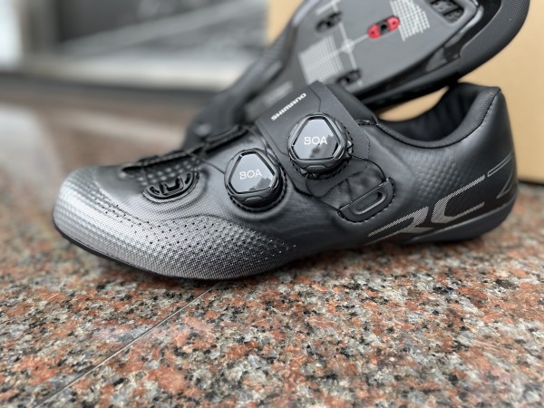 当店人気No.1ビンディングシューズRC702を徹底解剖。その魅力に迫る