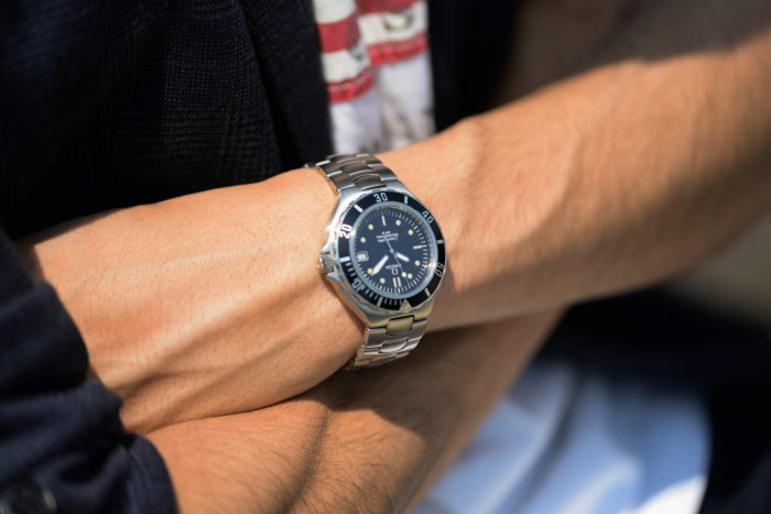 腕時計を着けない日はない。と語る高橋さんのオメガ シーマスター 200 – 37
