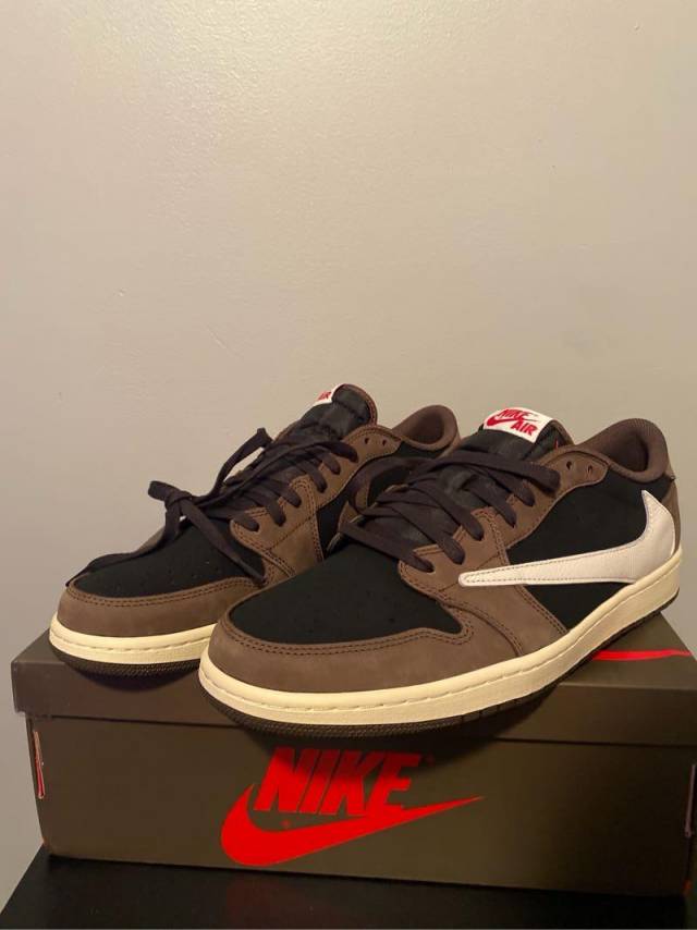Travis Scott x Air Jordan 1 Low Dark Mocha | Kixify Marketplace