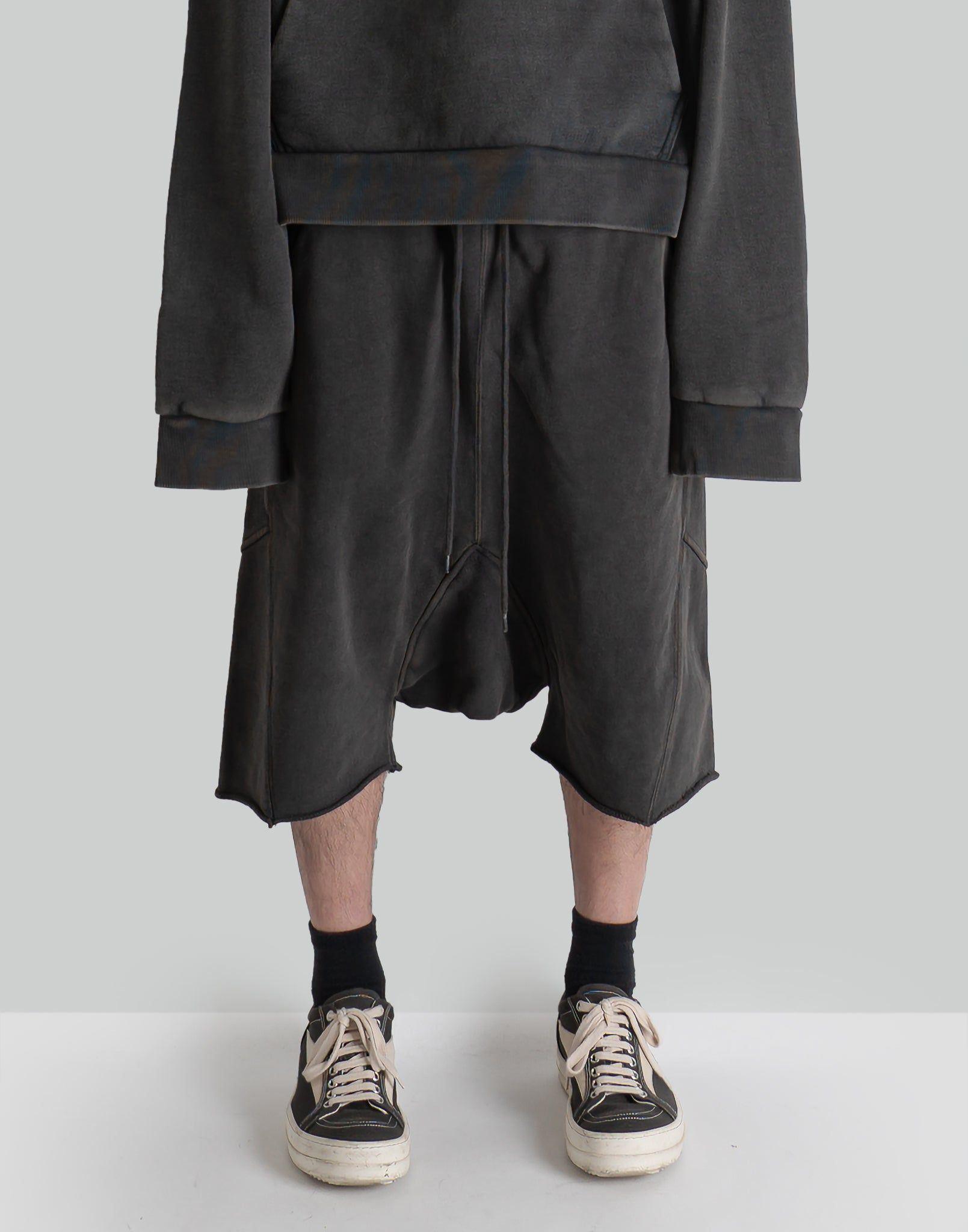 entire studios HEAVY DROP SHORT – 082plus