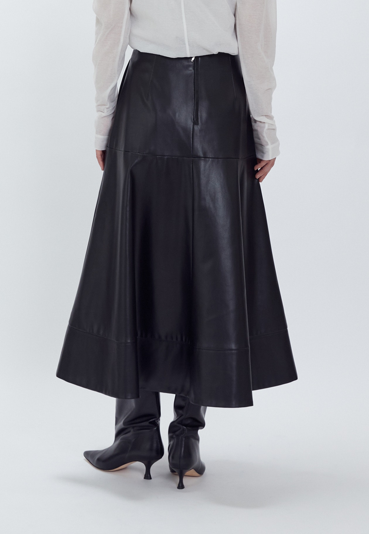 フェイクレザースカート】｜1er Arrondissement（プルミエ アロン