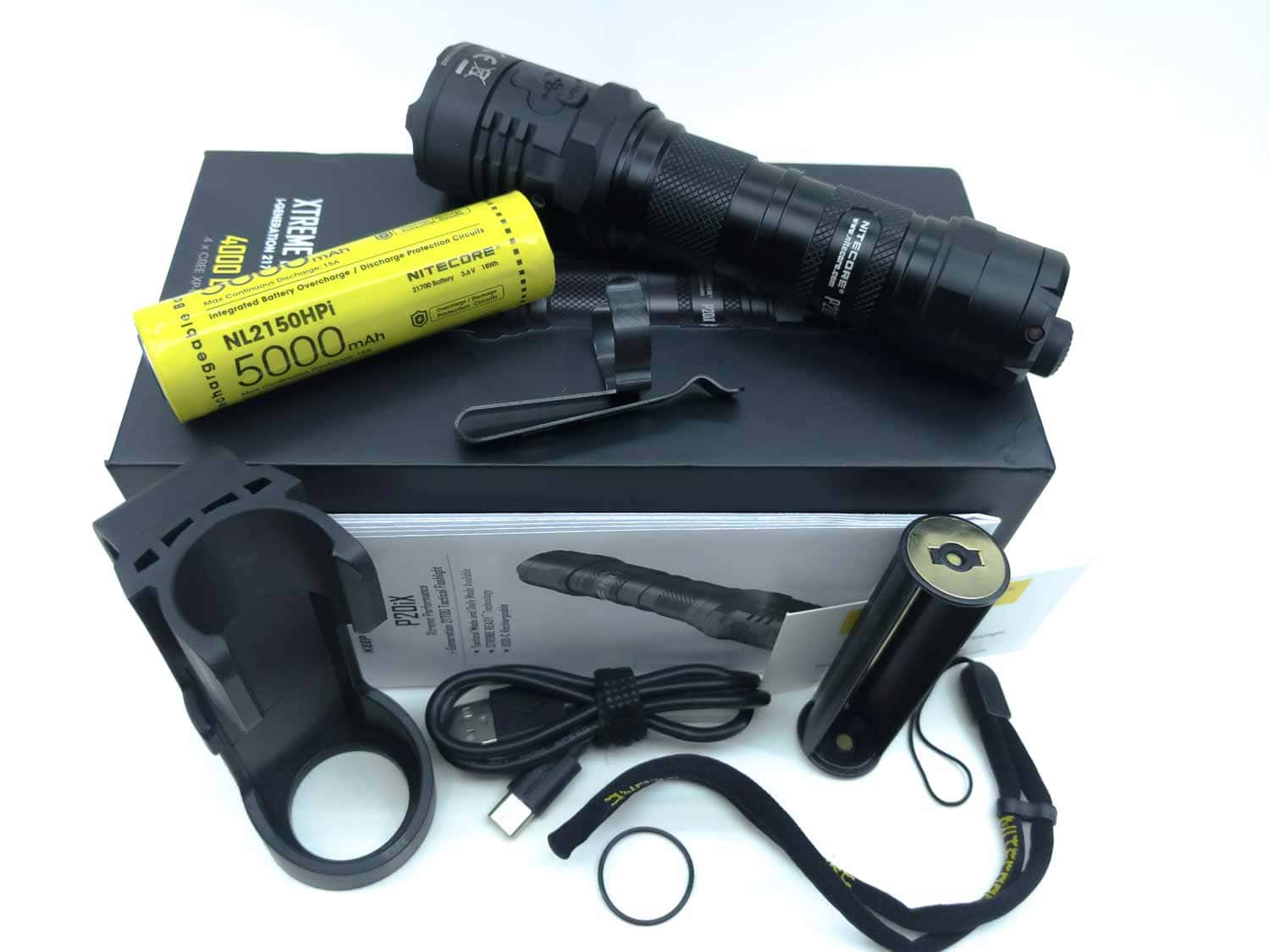 Nitecore P20iX review | Tactical powerhouse with 4,000 lm | 1lumen