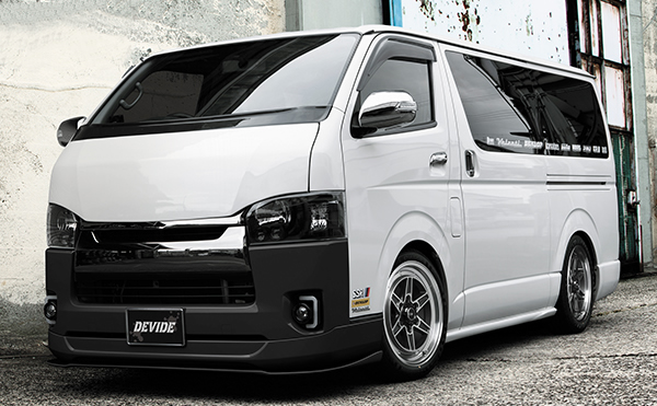 ハイエース用 SSR ディバイド MK-6 18インチホイール＆タイヤセットを