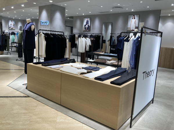 Theory》新作セットアップ | ショップブログ | 東急百貨店 たまプラーザ店