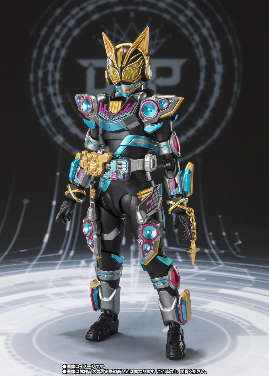 S.H.Figuarts 仮面ライダーナーゴ フィーバービートフォーム | 魂ウェブ