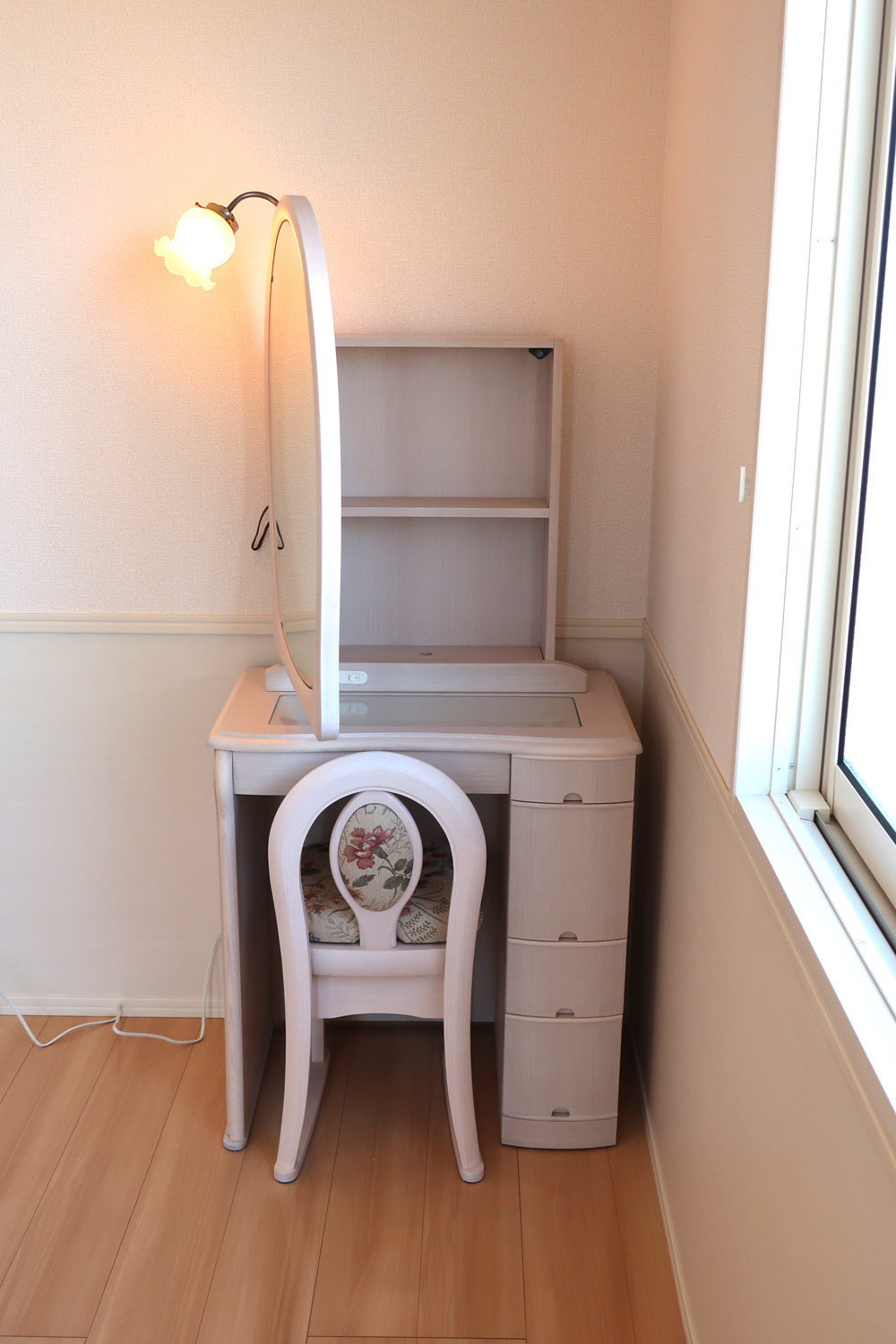 ホワイトアンティーク収納一面ドレッサー - 鏡台・ドレッサーの専門店