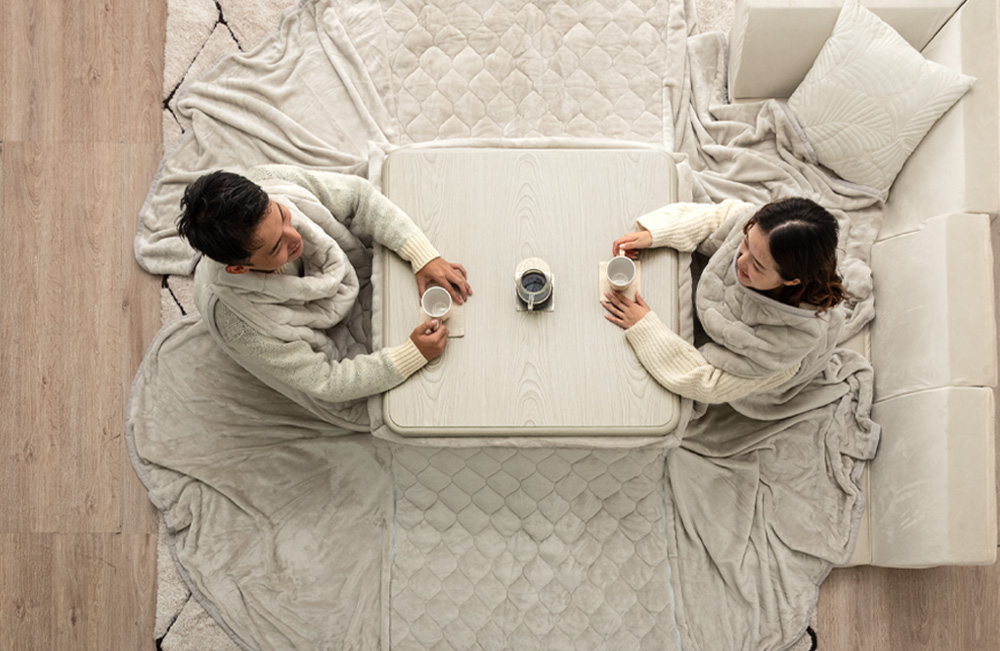 着るこたつ掛け布団”新登場 — 【公式】タンスのゲン本店 - 家具