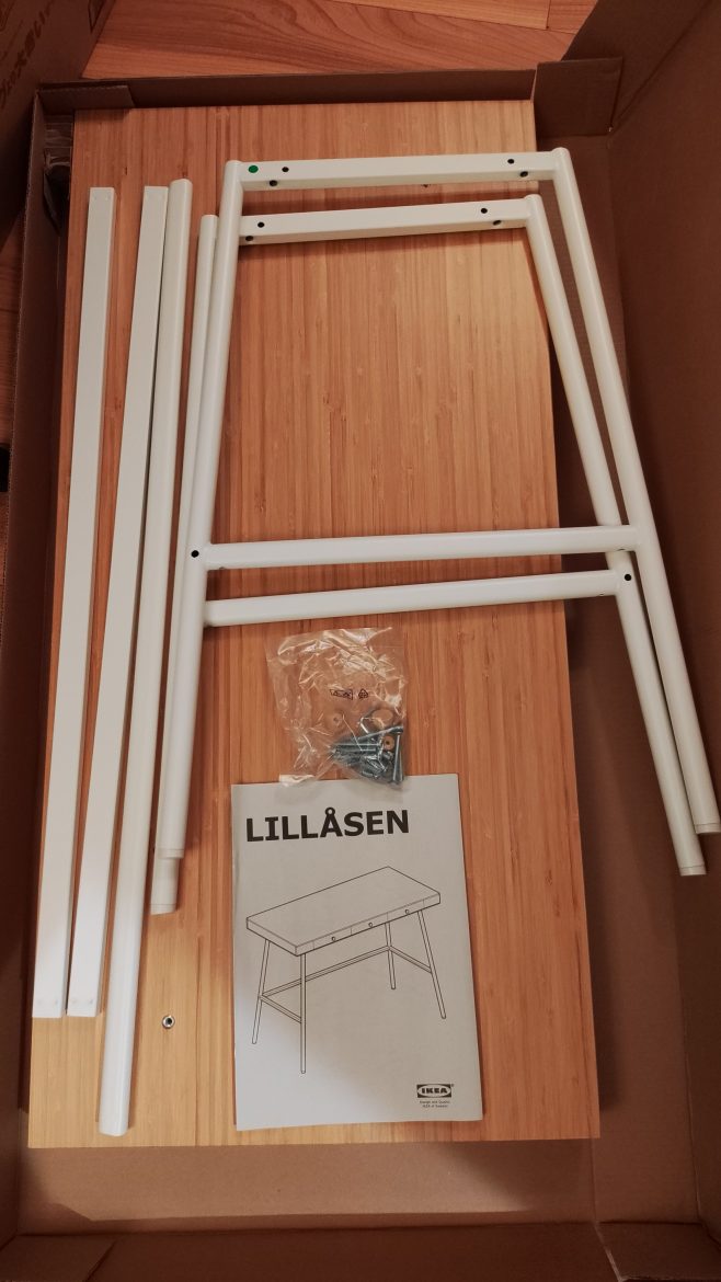 IKEAのオシャレな竹材デスク、リルオーセンを購入しました | 旅と家