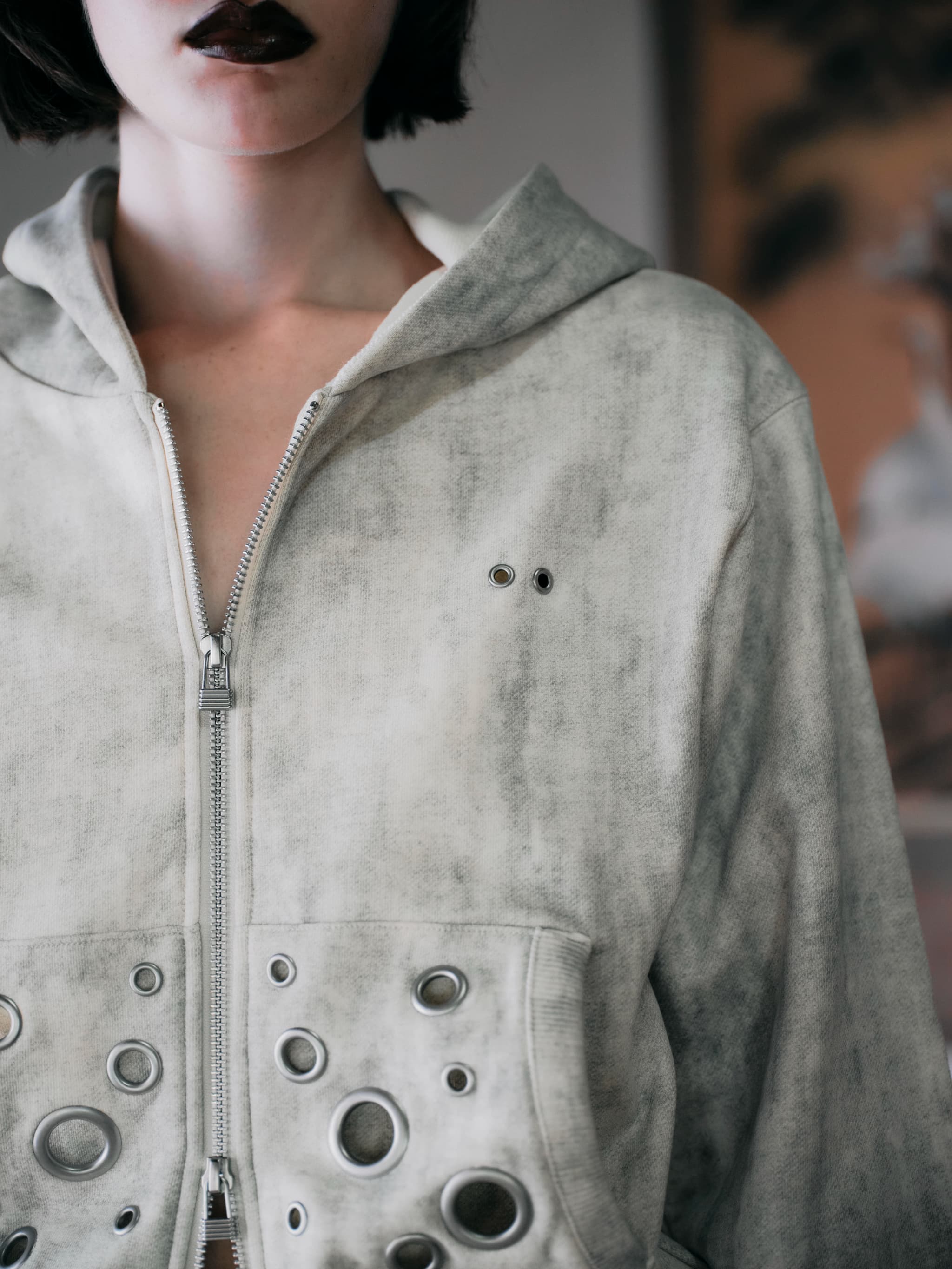 RE-STOCK】EYELET DESIGN ZIP UP HOODIE-IVORY – TAJEN:T