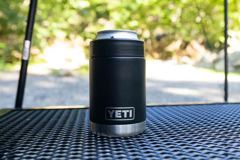 レビュー】夏のビールにYETI缶クーラーが最高！保冷力も検証します