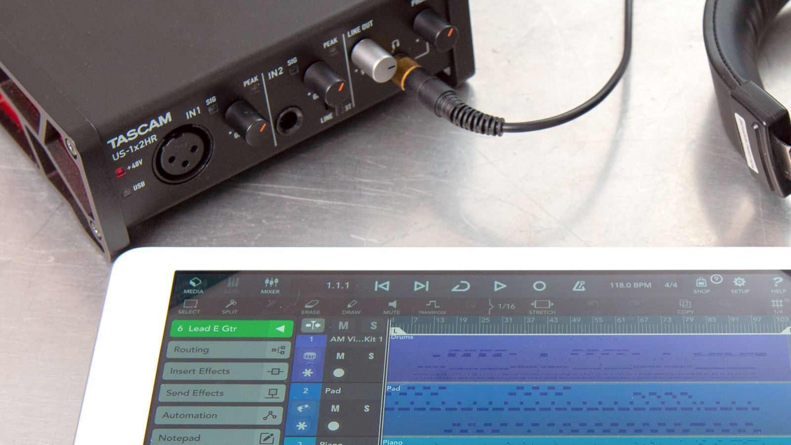US-1x2HR | 1Mic, 2IN/2OUT High Resolution Versatile USB Audio