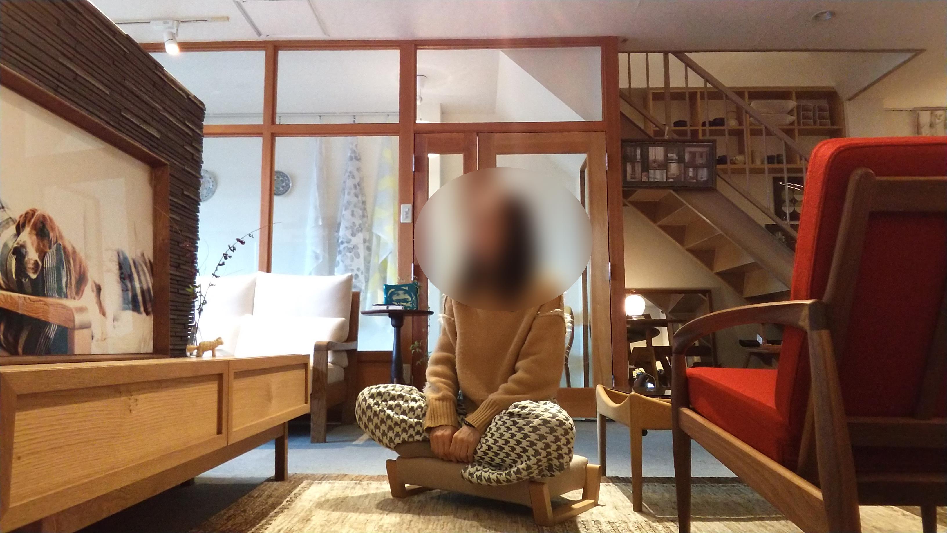 園田椅子製作所さまの座椅子、Zagaku 01 ご注文分を店頭にてお渡ししま