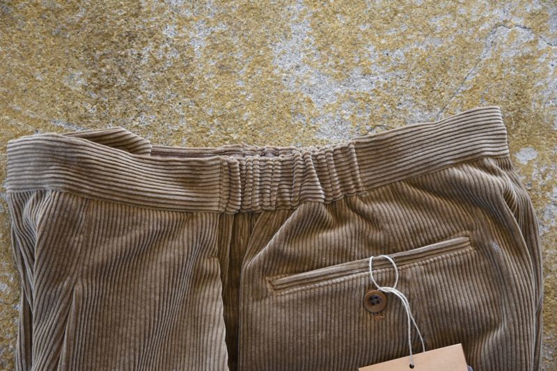 KAPTAIN SUNSHINE ゛9Wale Corduroy Easy Trousers゛ Beigeカラー