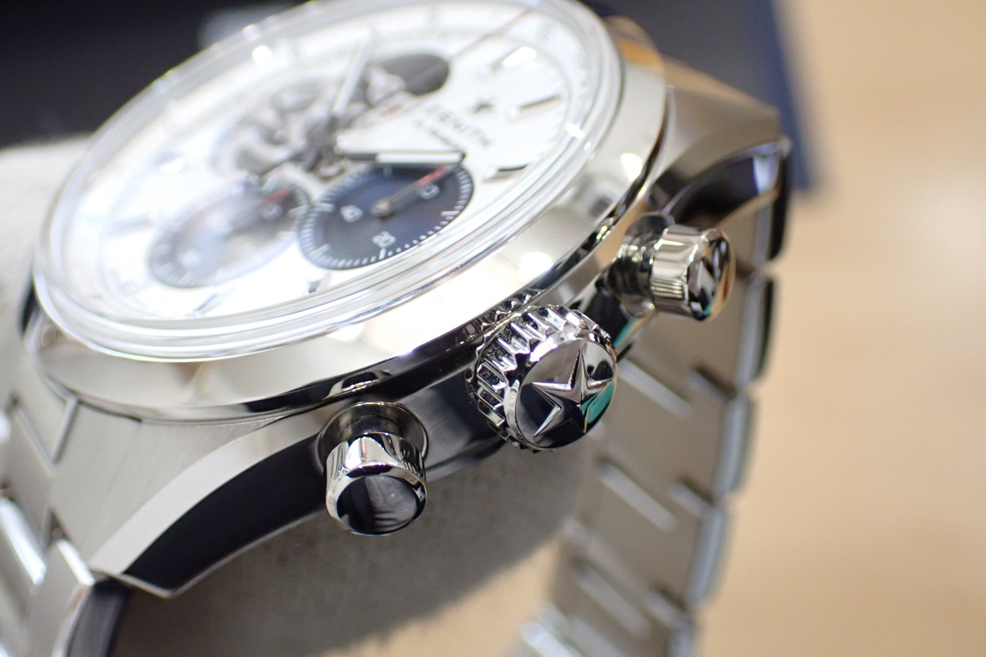 中古品A【Zenith】ゼニス クロノマスター オープン Ref.03.3300.3604