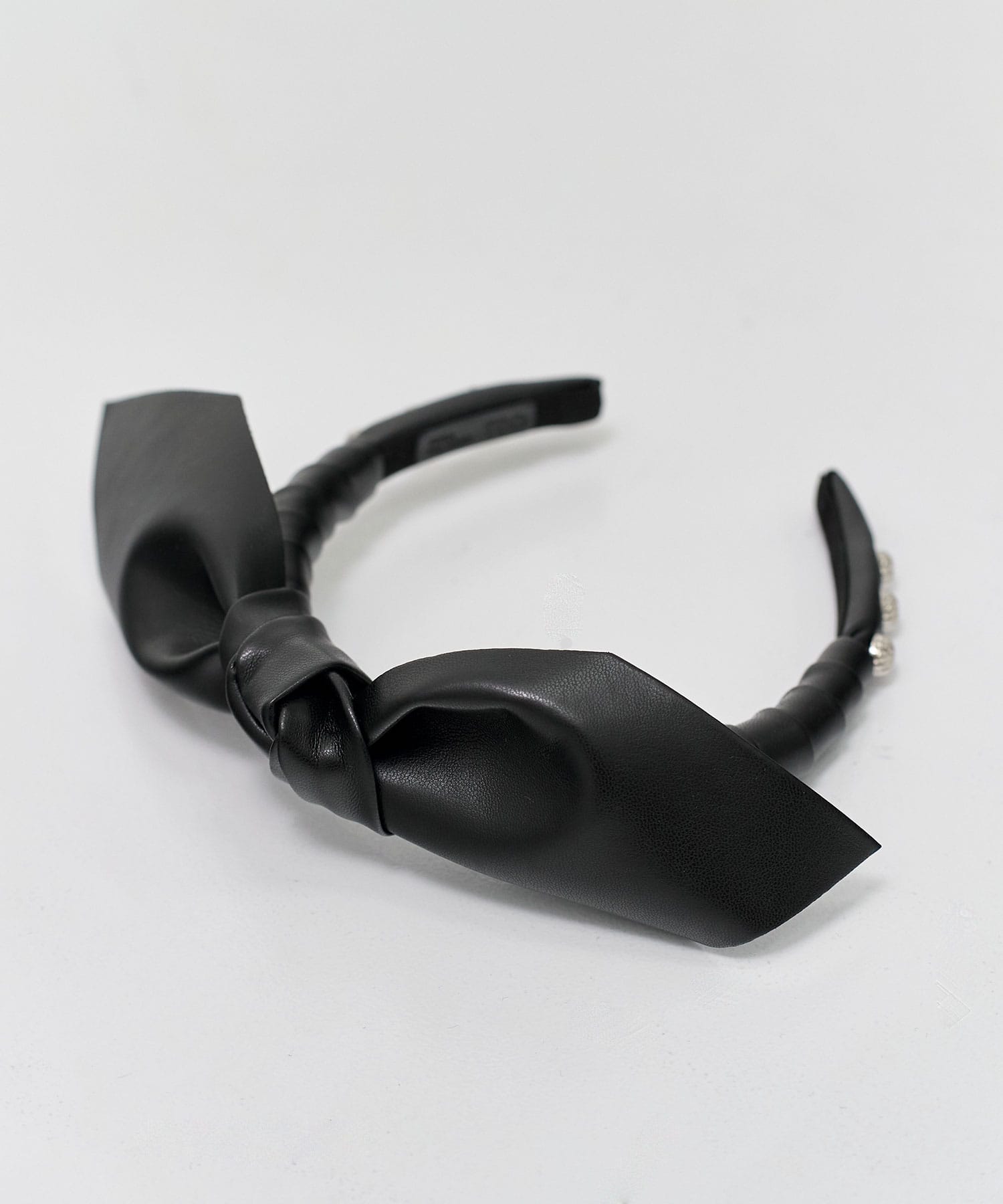 Leather wrapped headband TOGA TOGAPULLA トーガ トーガプルラ