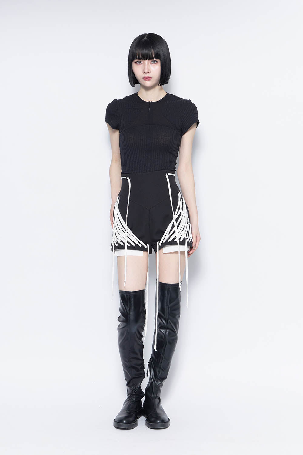 THEREDTHREAD / ザレッドスレッド】S lace up shorts