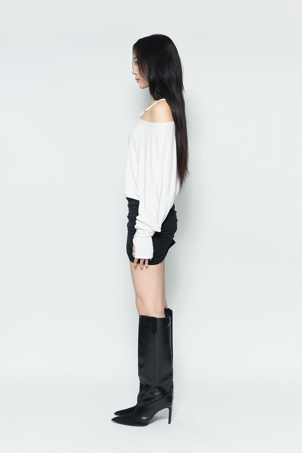 THEREDTHREAD / ザレッドスレッド】S drape ribbon shorts