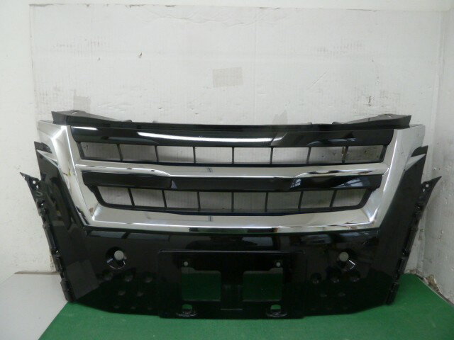 楽天市場】エスクァイア trd グリルの通販