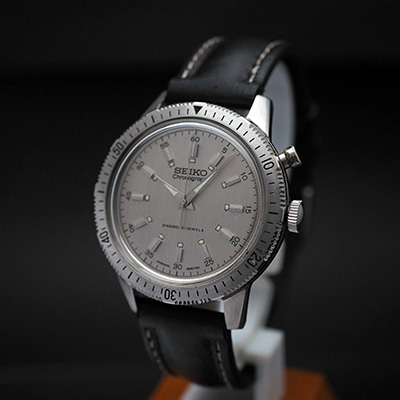 セイコー ワンプッシュクロノグラフ 金属ベゼル シルバー文字盤