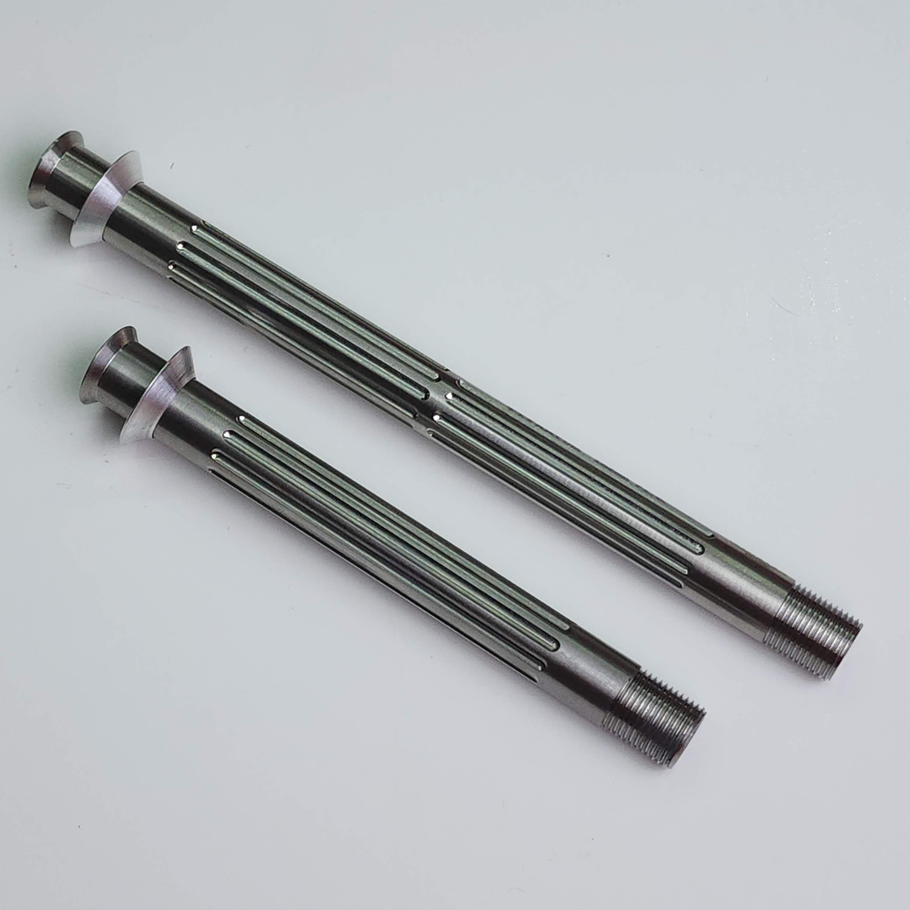 チタンスルーアクスル＆スキュワー – Ti-Parts Titanium