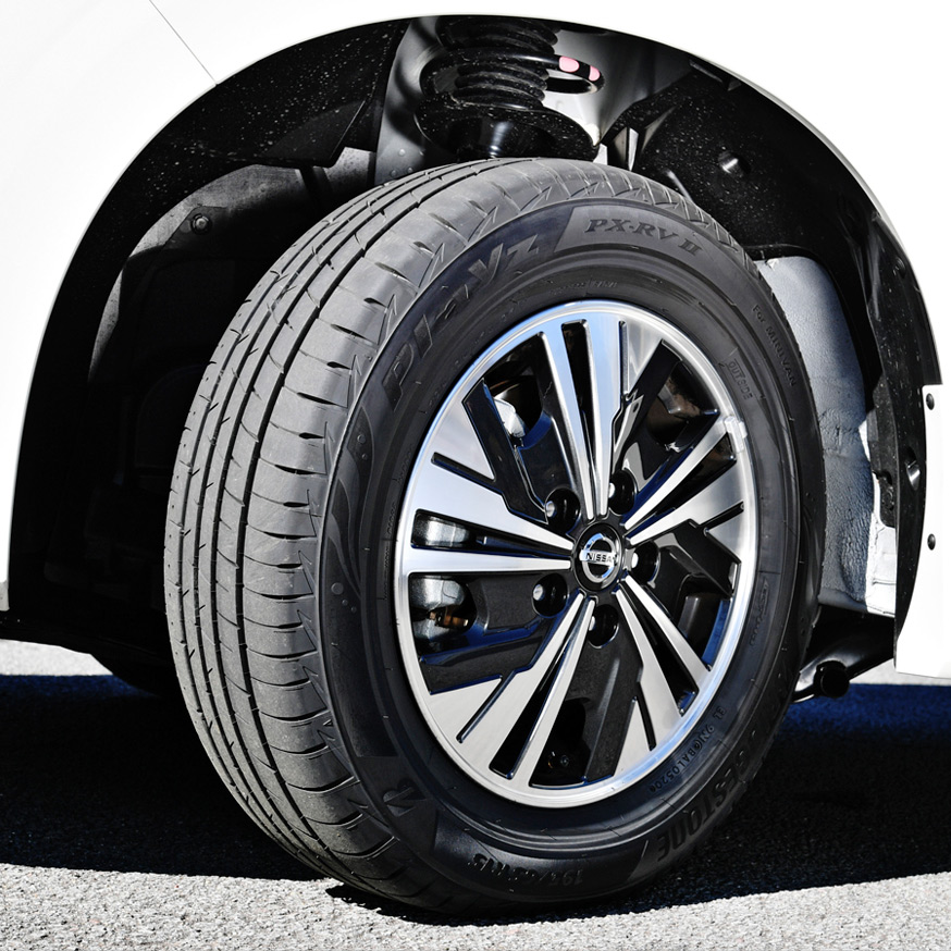 Playz PX-RVⅡ 235/50R18 101V XL｜ブリヂストン タイヤオンラインストア