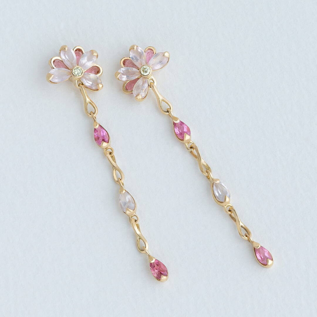 八重桜イエローダイヤモンドロングピアス｜4月誕生石×4月誕生花