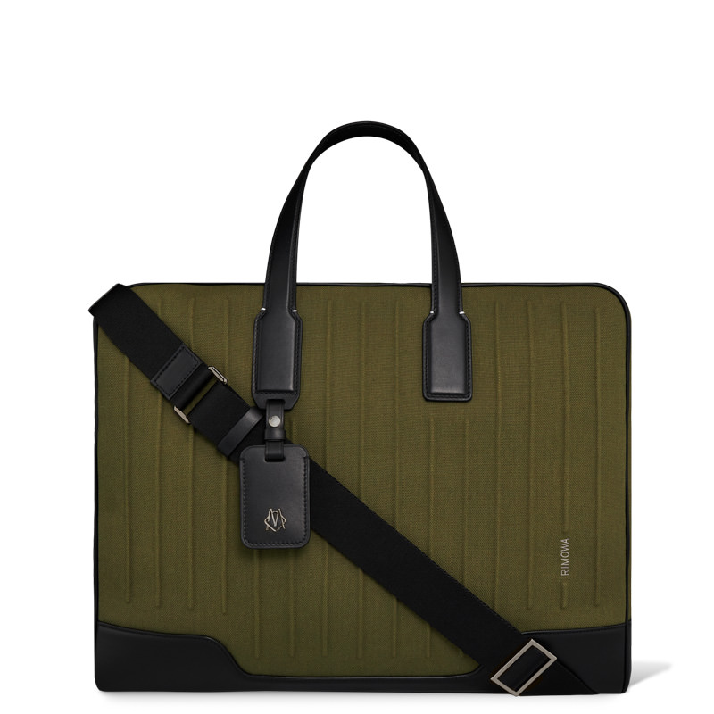 RIMOWAがソフトバッグコレクション「NEVER STILL」を発表