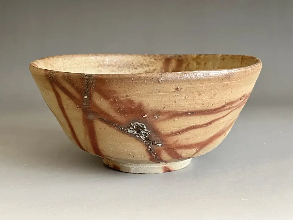 人間国宝 吉田美統 九谷焼 釉裏金彩牡丹文花瓶 高さ25.0㎝ 花入 花器