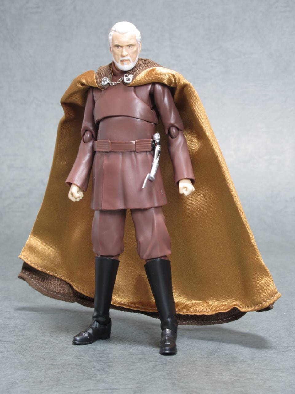 S.H.Figuarts ドゥークー伯爵 レビュー | TOYHOUND