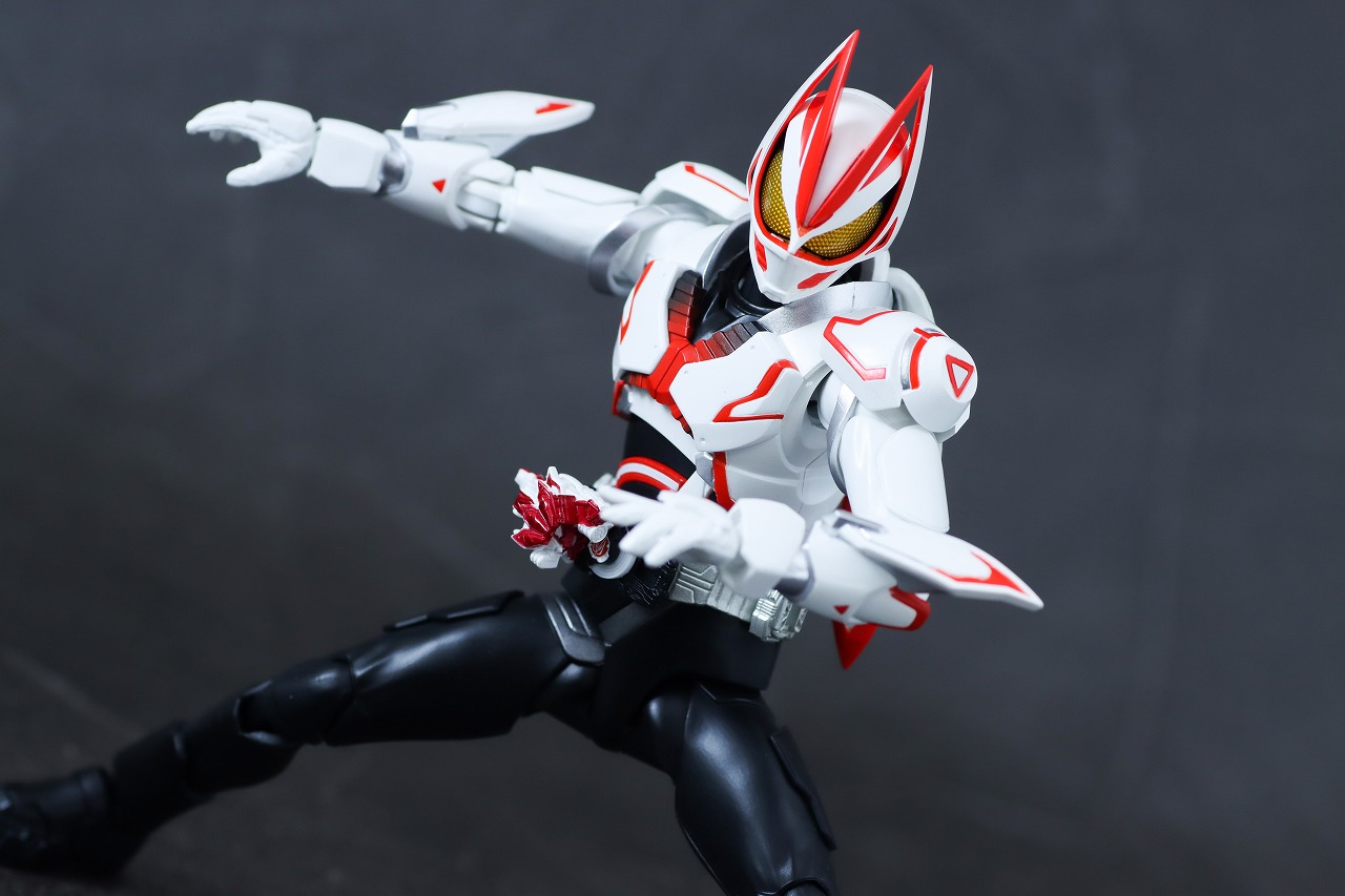 S.H.フィギュアーツ 仮面ライダーギーツ ブーストフォームマークⅢ