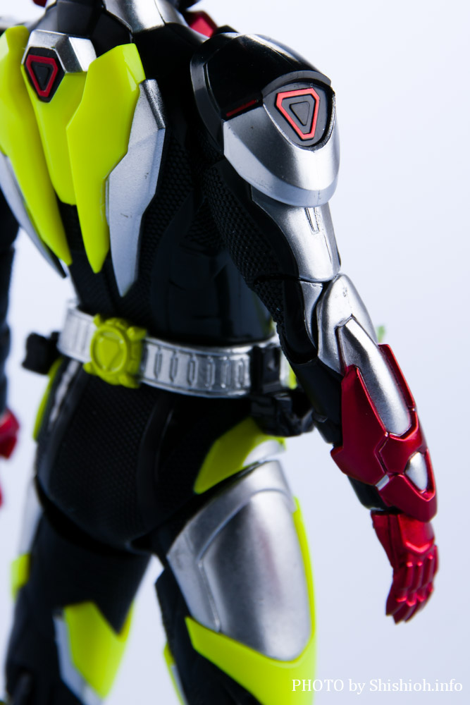 レビュー】S.H.Figuarts 仮面ライダーゼロツー