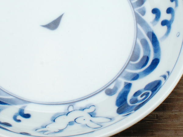 楽天市場】白波うさぎ 4.0皿 / 食器 皿 取り皿 うさぎ柄 美濃焼