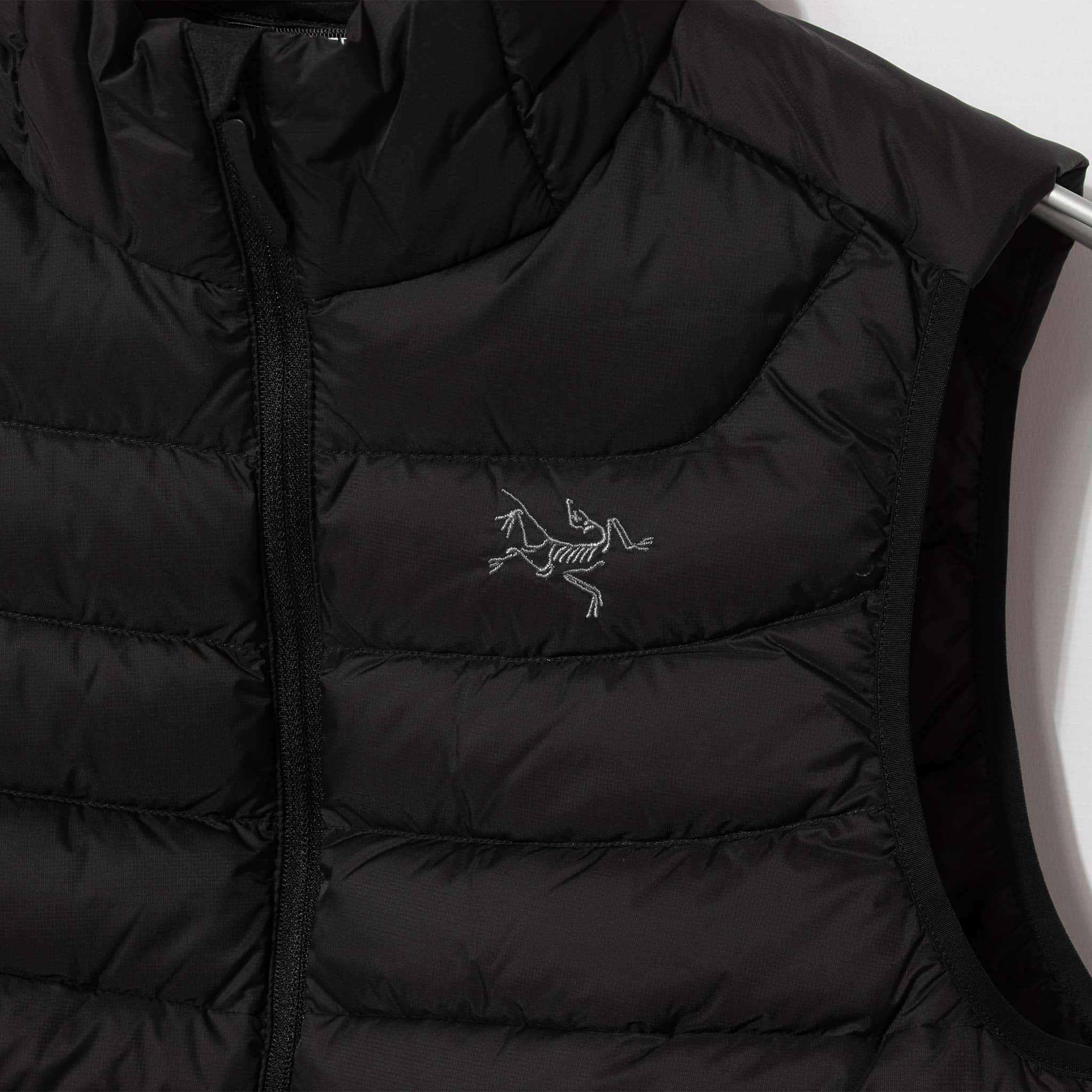 楽天市場】アークテリクス ARC'TERYX レディース ダウンベスト CERIUM