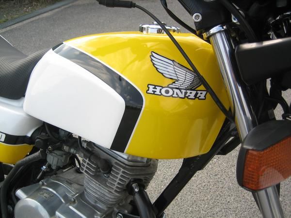 楽天市場】エイプ50/エイプ100 CBXタイプ タンクカバー 黒 AC16 HC07