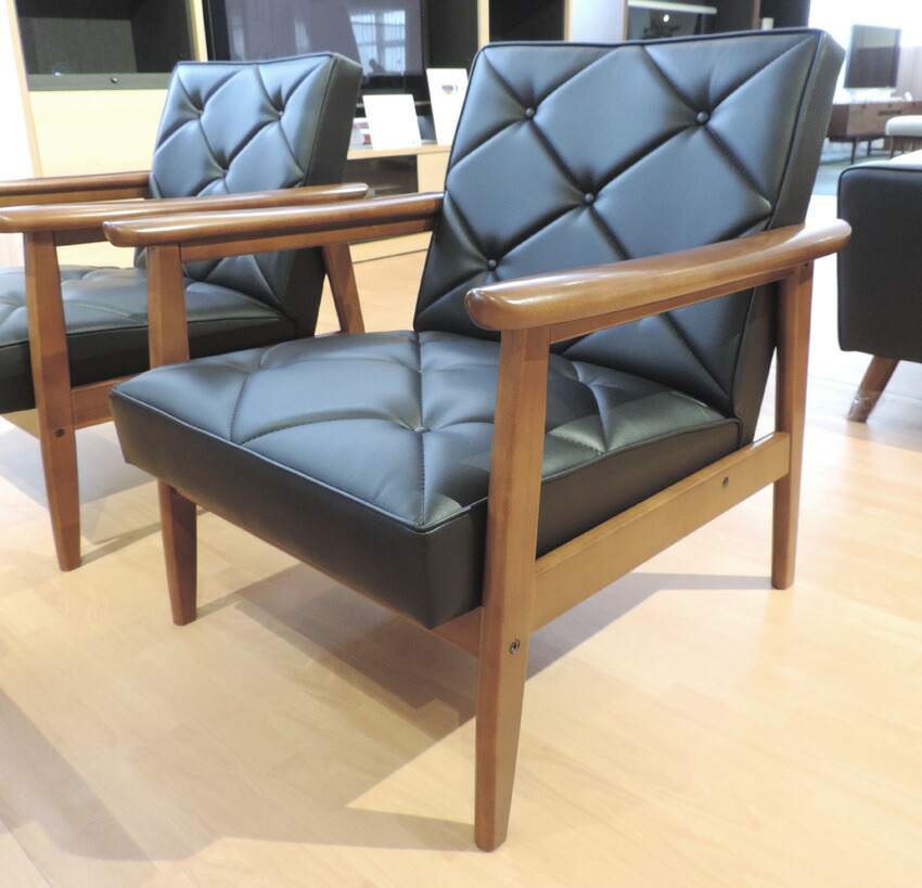 楽天市場】カリモク WS1120BW(旧WS1190BW) 肘掛椅子1Pソファブラック