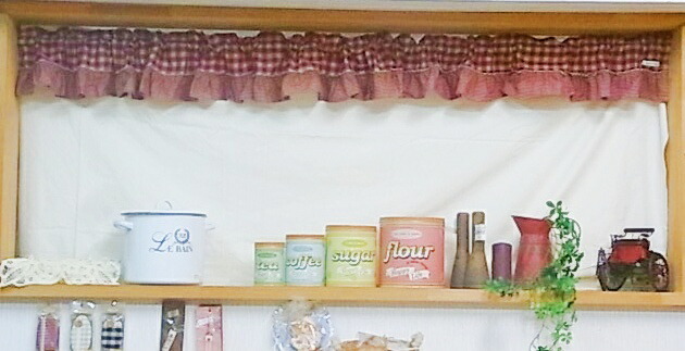 楽天市場】定番カントリーチェック*下フリルカフェカーテン(エンジor紺