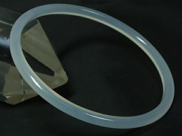 楽天市場】□龍香堂□☆白系瑪瑙（メノウ）バングル56mm（v75