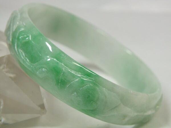 楽天市場】□龍香堂□☆A貨ミャンマー翡翠（ひすい）彫入小型バングル
