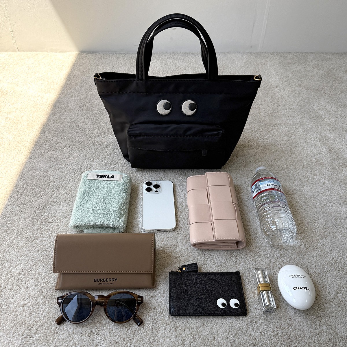 楽天市場】ANYA HINDMARCH アニヤハインドマーチ ショルダーバッグ