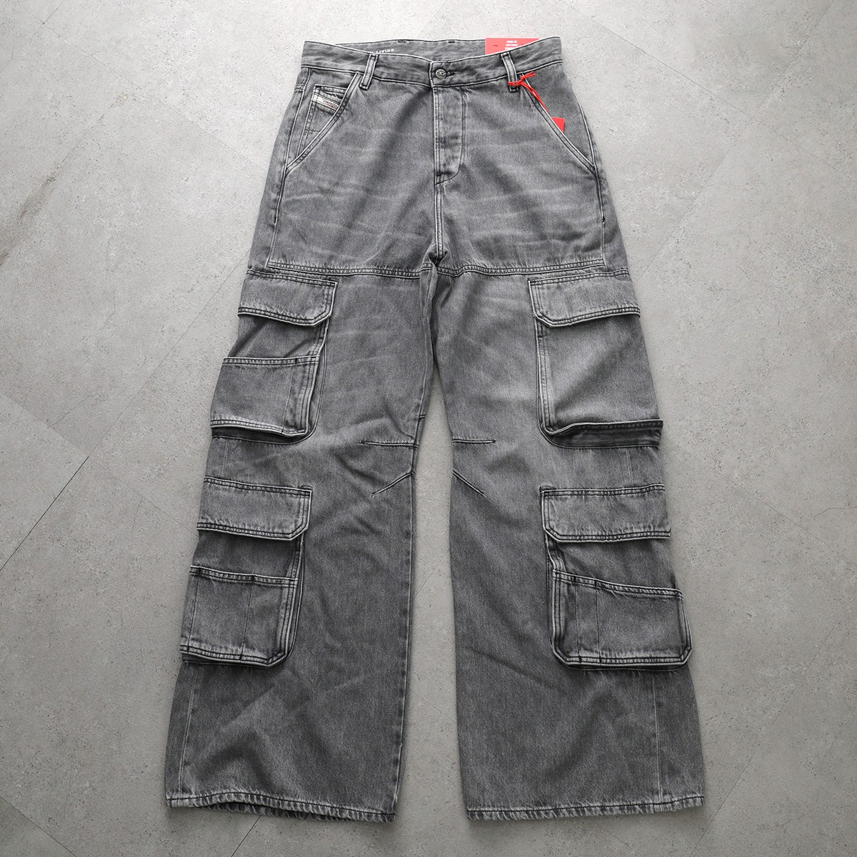 楽天市場】DIESEL ディーゼル ジーンズ D-SIRE-CARGO-D A13316 0DCBE