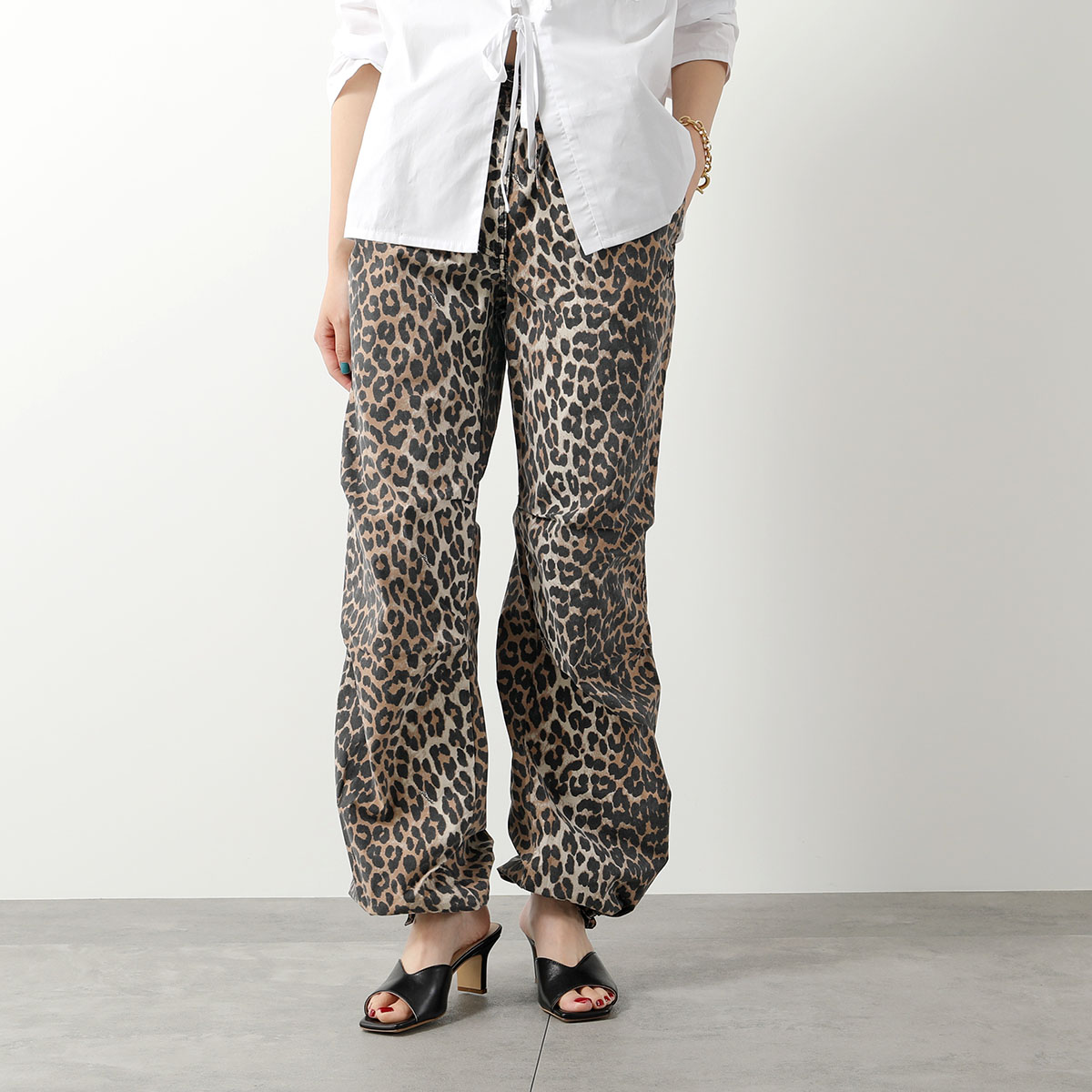 楽天市場】【最大2万円OFFクーポン対象・3/1限定】GANNI ガニー パンツ