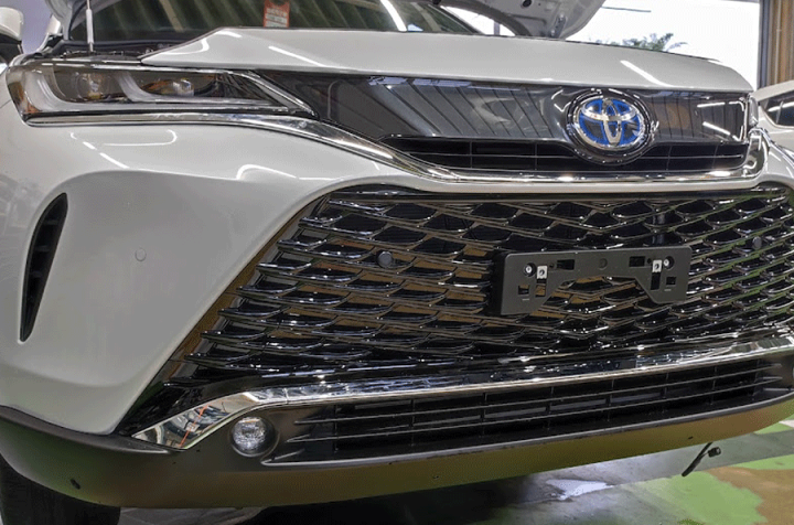 楽天市場】トヨタ純正部品 ラジエータグリル（カメラ穴無し)セット