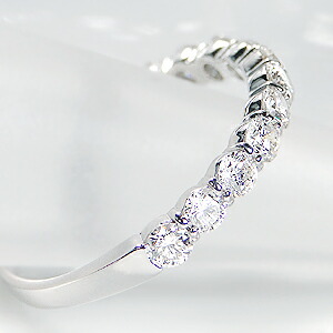 楽天市場】K18/Pt900【0.7ct】ハーフ エタニティリング【送料無料