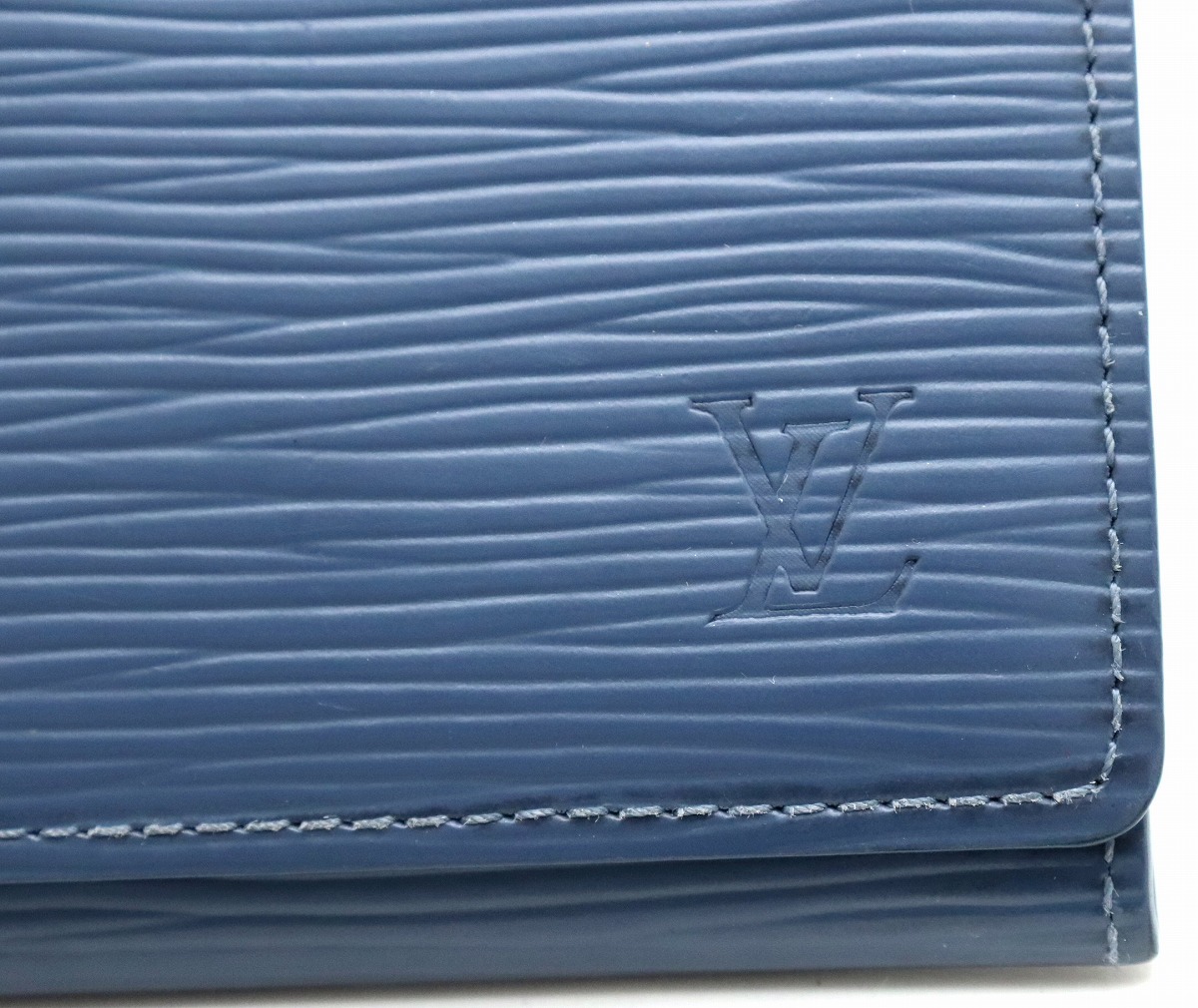 楽天市場】LOUIS VUITTON ルイ ヴィトン エピ アンヴェロップ カルト