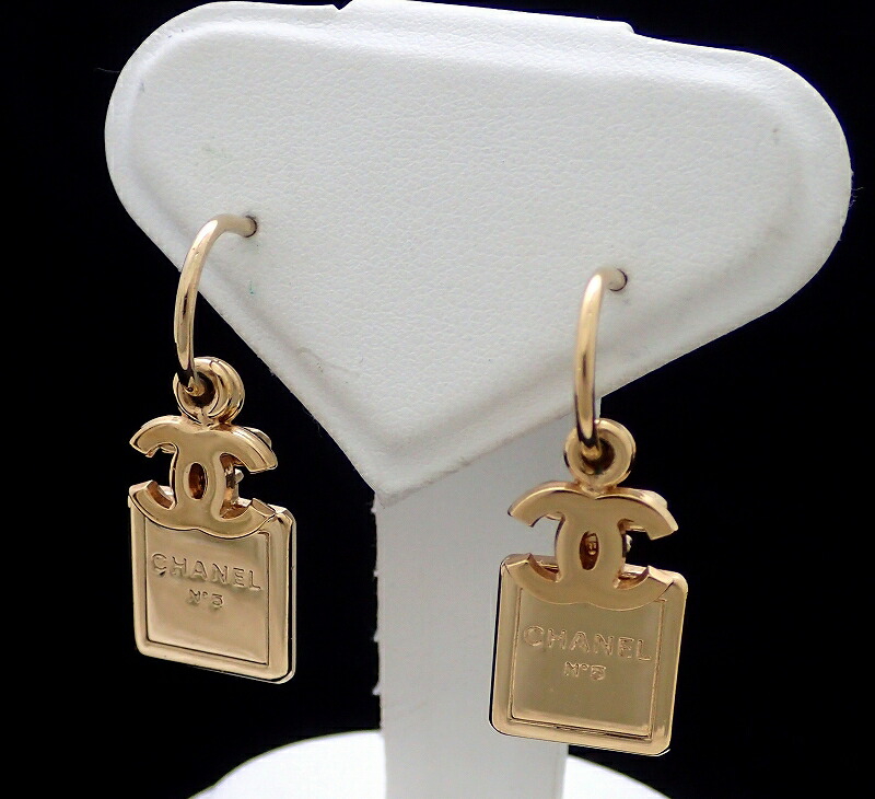 楽天市場】【ジュエリー】CHANEL シャネル NO.5香水モチーフ ココ