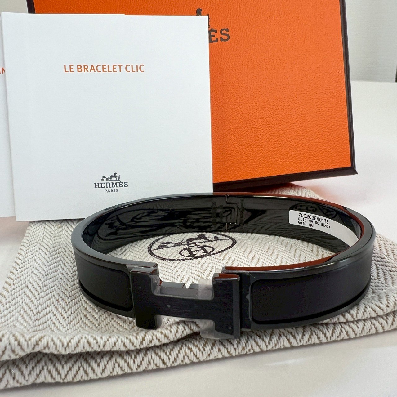 楽天市場】新品未使用 HERMES エルメス Clic HH so black T5 クリック